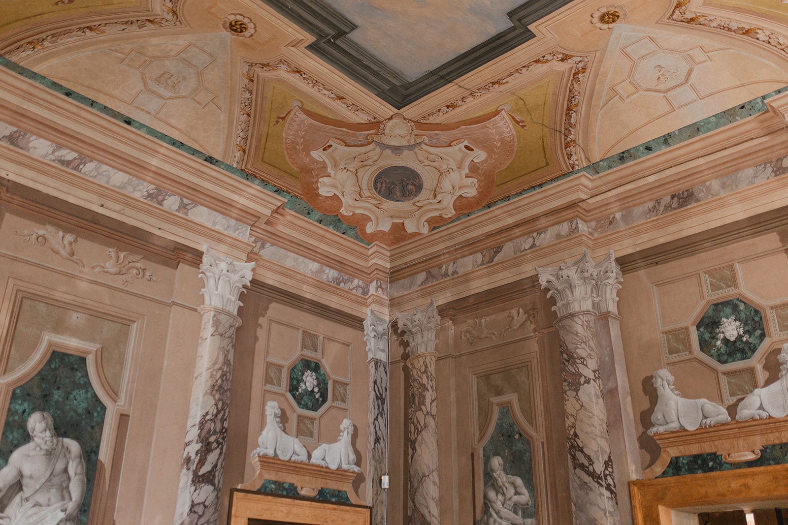 Palazzo ceiling fresco